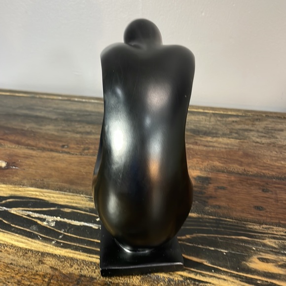 Woman figurine heavy stone piece - likely soapstone - Picture 15 of 15